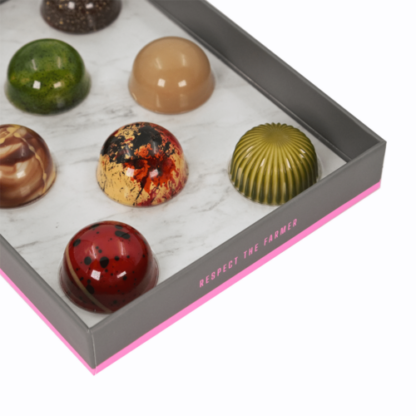 Chef Jungstedts classic box of bonbons 8 piece side